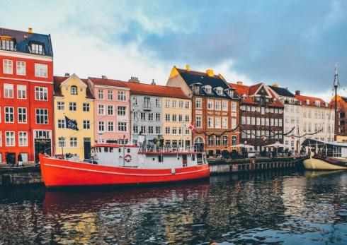 Smithsonian Student Journey NY to Denmark 6 A canal and rowhouses in Denmark